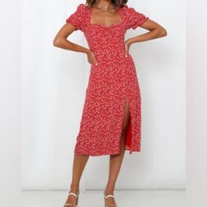 ROSEDRESS PUFF SLEEVE DITSY FLORAL SPLIT MIDI  DRESS